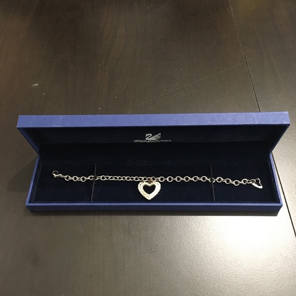 Swarovski used heart charm bracelet